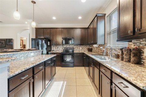 House in Kissimmee, Florida 3 bedrooms, 209.12 sq.m. № 1845087 - photo 9