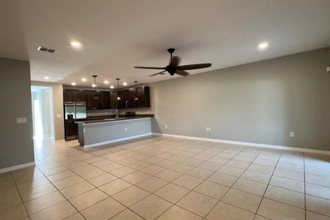 Townhouse in Kissimmee, Florida 3 bedrooms, 163.69 sq.m. № 2267314 - photo 5