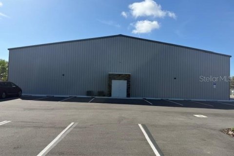 Propiedad comercial en alquiler en Plant City, Florida № 1886442 - foto 3