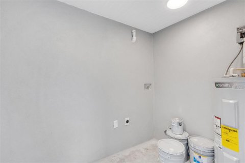 Купить виллу или дом в Уинтер-Хейвен, Флорида 6 комнат, 126.9м2, № 1767910 - фото 19