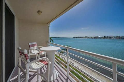 Copropriété à louer à Saint Petersburg, Floride: 2 chambres, 105.44 m2 № 2108769 - photo 22