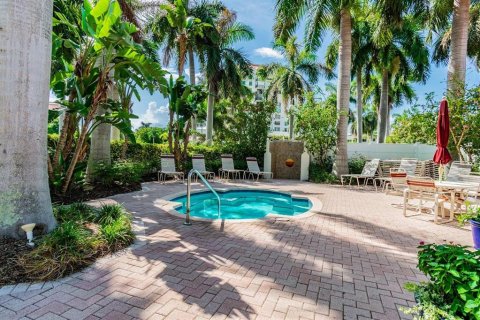 Copropriété à louer à Saint Petersburg, Floride: 2 chambres, 105.44 m2 № 2108769 - photo 16