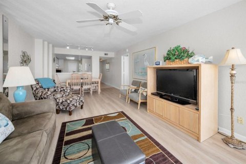 Copropriété à louer à Saint Petersburg, Floride: 2 chambres, 105.44 m2 № 2108769 - photo 8