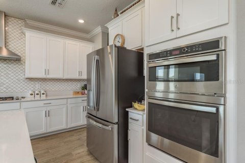 Casa en venta en New Port Richey, Florida, 4 dormitorios, 274.43 m2 № 1856392 - foto 17
