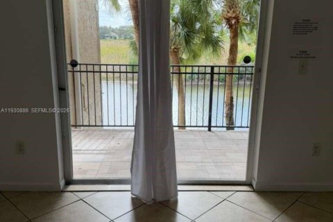 Copropriété à louer à Pembroke Pines, Floride: 1 chambre, 64.1 m2 № 2025846 - photo 13