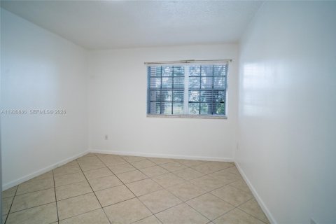 Copropriété à louer à Pembroke Pines, Floride: 1 chambre, 64.1 m2 № 2025846 - photo 16