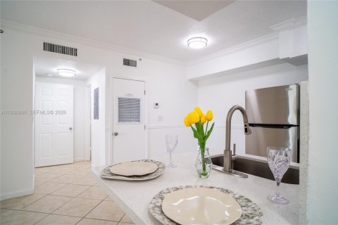 Copropriété à louer à Pembroke Pines, Floride: 1 chambre, 64.1 m2 № 2025846 - photo 21