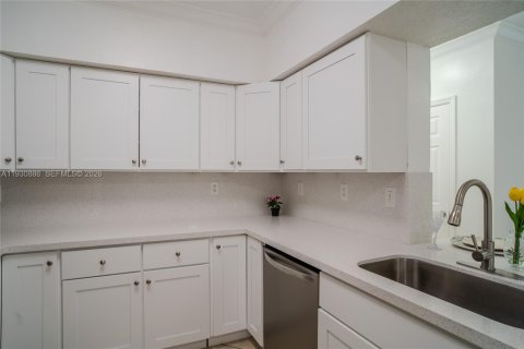 Copropriété à louer à Pembroke Pines, Floride: 1 chambre, 64.1 m2 № 2025846 - photo 30