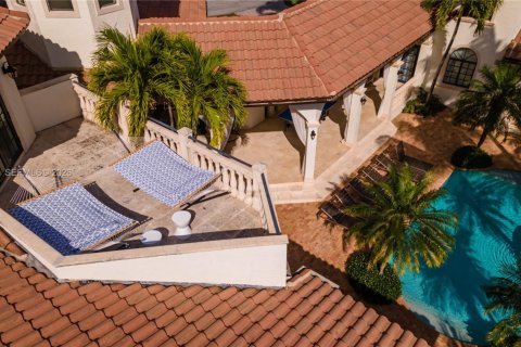 Villa ou maison à louer à Plantation, Floride: 8 chambres, 460.61 m2 № 2366315 - photo 13