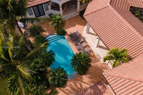 Villa ou maison à louer à Plantation, Floride: 8 chambres, 460.61 m2 № 2366315 - photo 12