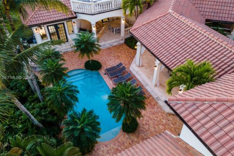 Villa ou maison à louer à Plantation, Floride: 8 chambres, 460.61 m2 № 2366315 - photo 25