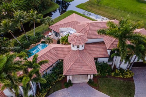 Villa ou maison à louer à Plantation, Floride: 8 chambres, 460.61 m2 № 2366315 - photo 11