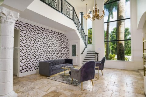 Villa ou maison à louer à Plantation, Floride: 8 chambres, 460.61 m2 № 2366315 - photo 4
