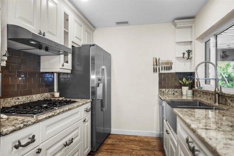 Купить виллу или дом в Сент-Питерсберг, Флорида 11 комнат, 222.59м2, № 2094717 - фото 21