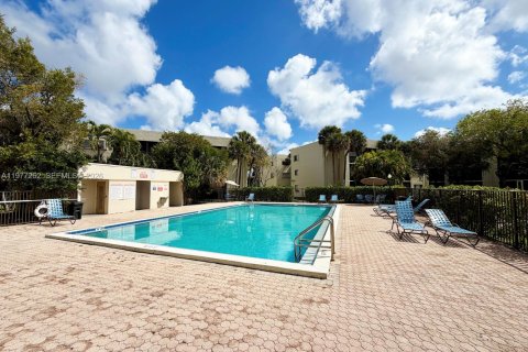 Copropriété à louer à Miami, Floride: 3 chambres, 96.62 m2 № 2046428 - photo 19