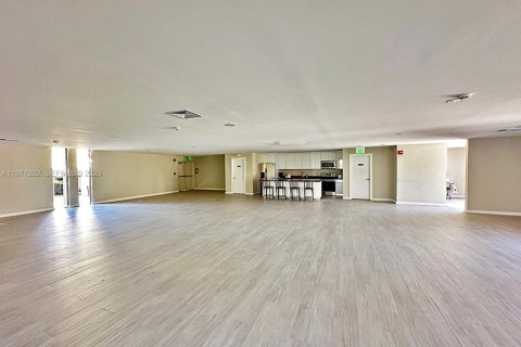 Copropriété à louer à Miami, Floride: 3 chambres, 96.62 m2 № 2046428 - photo 25