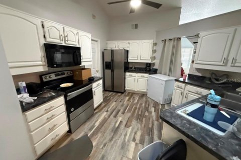 Casa en venta en Orlando, Florida, 3 dormitorios, 171.13 m2 № 2239529 - foto 4