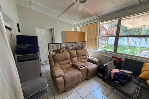 Casa en venta en Orlando, Florida, 3 dormitorios, 171.13 m2 № 2239529 - foto 9