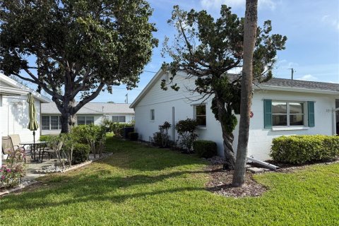 Casa en venta en Bradenton, Florida, 2 dormitorios, 92.44 m2 № 2095469 - foto 27