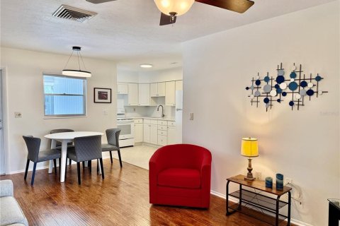 Casa en venta en Bradenton, Florida, 2 dormitorios, 92.44 m2 № 2095469 - foto 9
