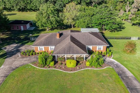 Villa ou maison à vendre à Ocala, Floride: 3 chambres, 203.46 m2 № 2239958 - photo 2