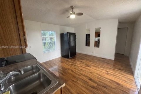 Apartment in West Palm Beach, Florida 2 bedrooms, 87.24 sq.m. № 2012861 - photo 4