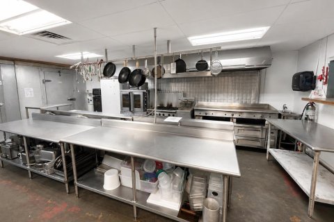 Commercial property in Indian lake estates, Florida 1159.42 sq.m. № 2200811 - photo 18