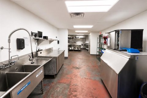 Commercial property in Indian lake estates, Florida 1159.42 sq.m. № 2200811 - photo 16