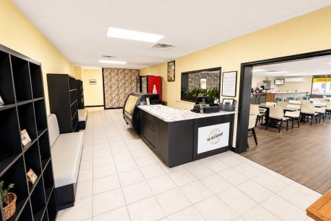 Commercial property in Indian lake estates, Florida 1159.42 sq.m. № 2200811 - photo 7