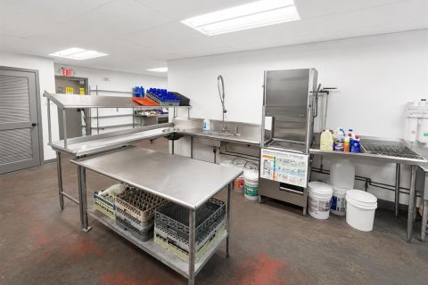 Commercial property in Indian lake estates, Florida 1159.42 sq.m. № 2200811 - photo 23