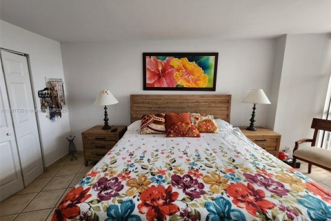 Condo in Hallandale Beach, Florida, 1 bedroom  № 1966688 - photo 4