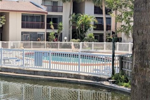 Condo in Tampa, Florida, 1 bedroom  № 1721119 - photo 14