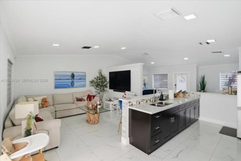 Villa ou maison à louer à Miami, Floride: 4 chambres, 134.62 m2 № 1999501 - photo 16