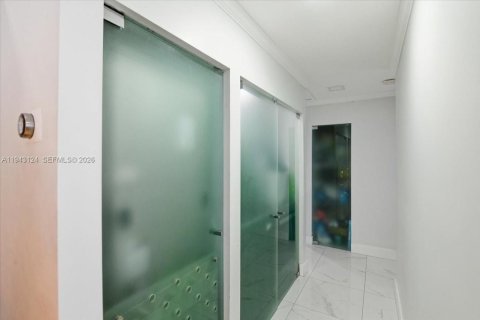 Villa ou maison à louer à Miami, Floride: 4 chambres, 134.62 m2 № 1999501 - photo 19
