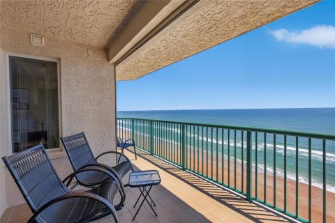 Condo in Daytona Beach Shores, Florida, 3 bedrooms  № 2195326 - photo 10