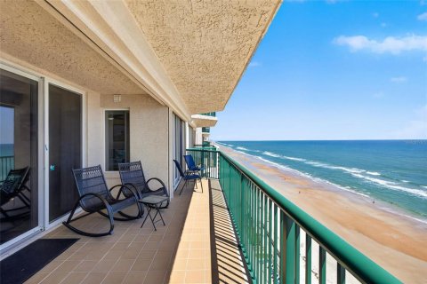 Condo in Daytona Beach Shores, Florida, 3 bedrooms  № 2195326 - photo 21