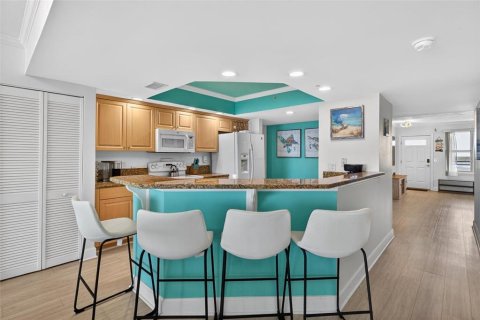 Condo in Daytona Beach Shores, Florida, 3 bedrooms  № 2195326 - photo 15