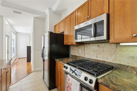 Touwnhouse à vendre à Tampa, Floride: 3 chambres, 213.86 m2 № 1854062 - photo 10