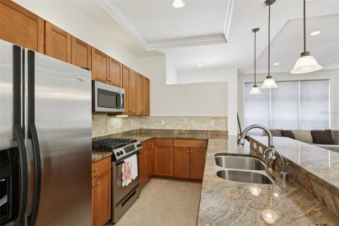 Touwnhouse à vendre à Tampa, Floride: 3 chambres, 213.86 m2 № 1854062 - photo 9