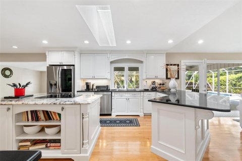 Casa en venta en Gainesville, Florida, 4 dormitorios, 284.65 m2 № 1648048 - foto 10