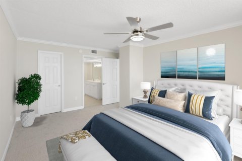 Condo in St. Lucie, Florida, 3 bedrooms  № 2362023 - photo 10