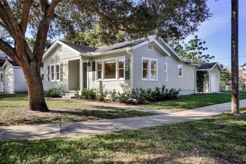 Villa ou maison à Tampa, Floride 2 chambres, 86.21 m2 № 2206050