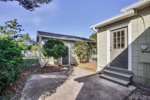 Casa en venta en Tampa, Florida, 2 dormitorios, 86.21 m2 № 2206050 - foto 8