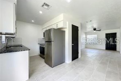 Appartement à louer à Orlando, Floride: 2 chambres, 80.82 m2 № 1673553 - photo 3
