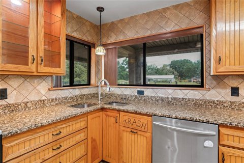 Villa ou maison à vendre à Zephyrhills, Floride: 3 chambres, 212.84 m2 № 1680329 - photo 16