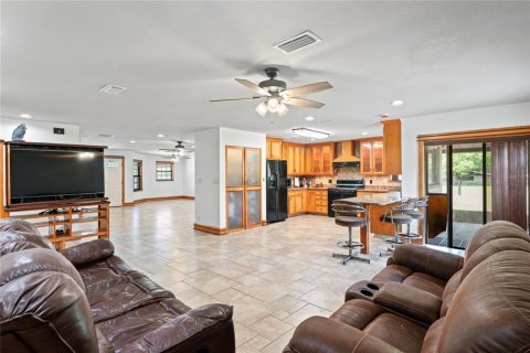 Villa ou maison à vendre à Zephyrhills, Floride: 3 chambres, 212.84 m2 № 1680329 - photo 19
