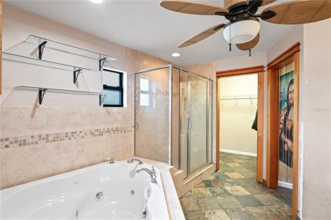 Villa ou maison à vendre à Zephyrhills, Floride: 3 chambres, 212.84 m2 № 1680329 - photo 23