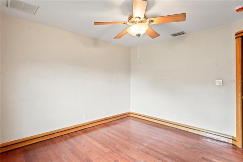Villa ou maison à vendre à Zephyrhills, Floride: 3 chambres, 212.84 m2 № 1680329 - photo 29