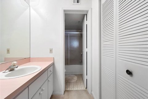 Купить кондоминиум в Клируотер, Флорида 3 комнаты, 125.88м2, № 1781317 - фото 11