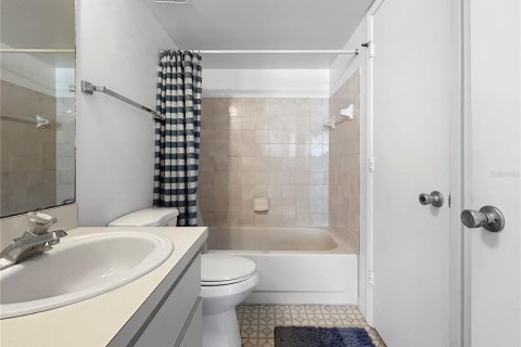 Купить кондоминиум в Клируотер, Флорида 3 комнаты, 125.88м2, № 1781317 - фото 8